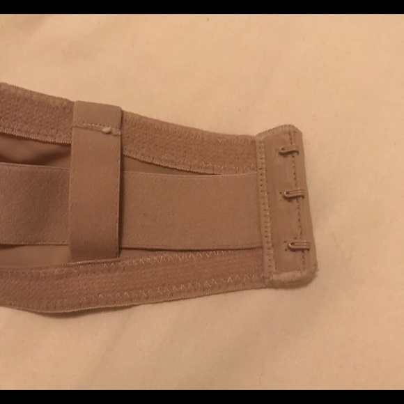 Strapless Nude Bra - Picture 4 of 4